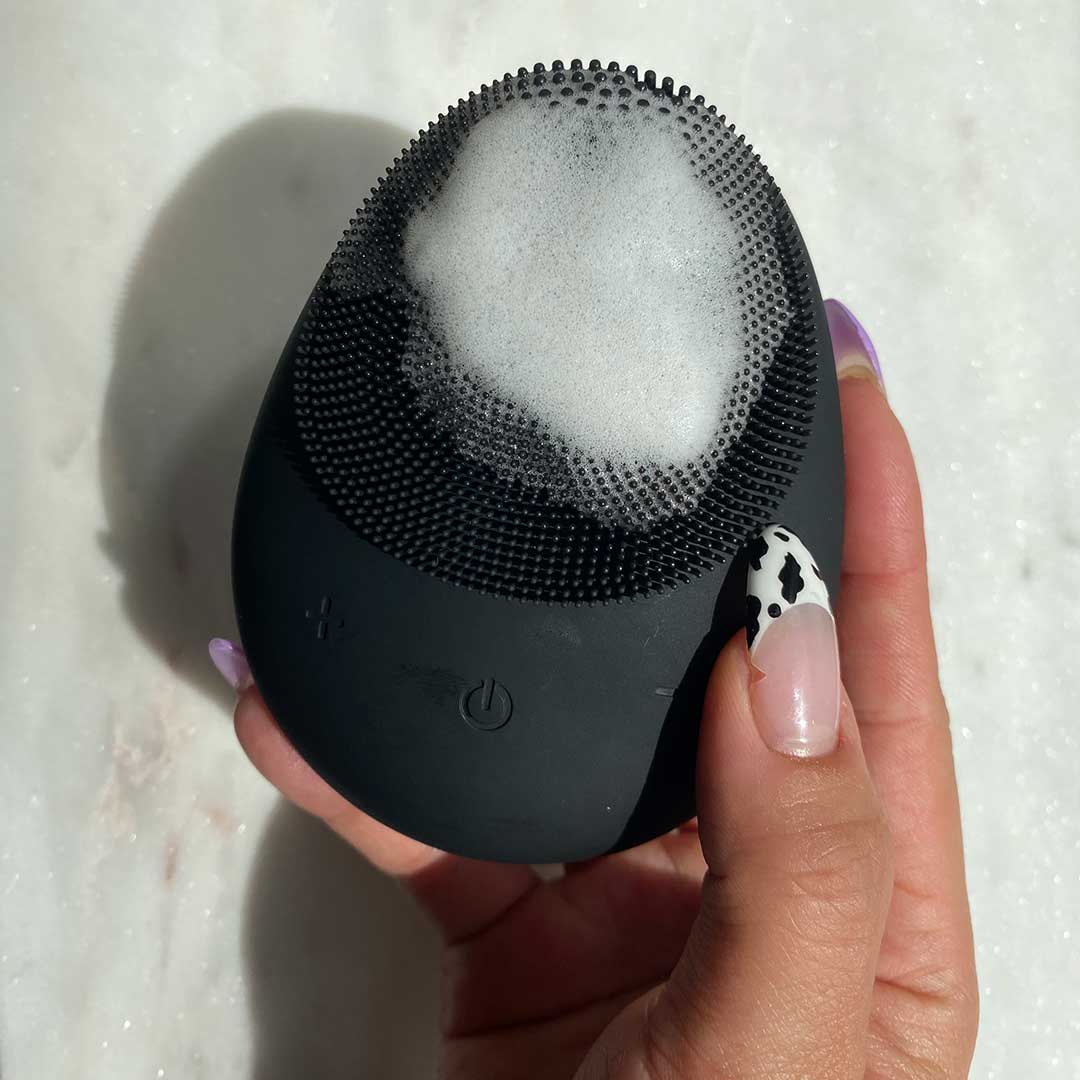 Isla Facial Cleansing Brush